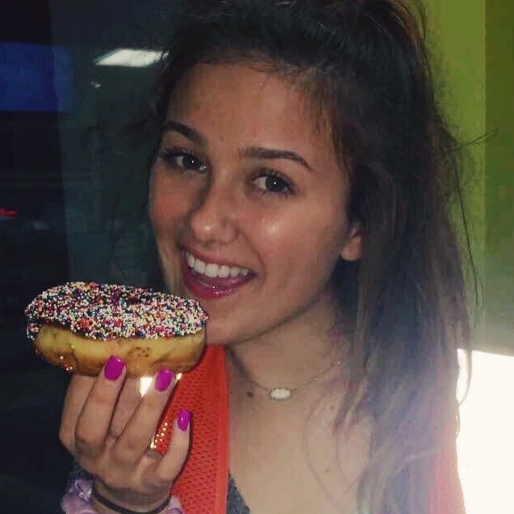 Meet your Posher, Anna